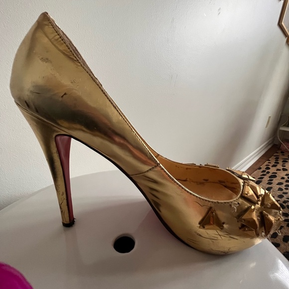 Designer inspired gold pumps size euro 40 - Picture 9 of 14